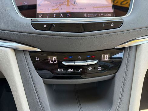 Certified 2023 Cadillac XT5 Premium Luxury w/ LPO, Floor Liner Package AWD/4WD image 32