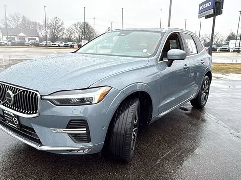 Certified 2023 Volvo XC60 B5 Plus image 6