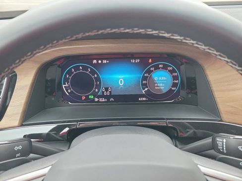 Certified 2025 Volkswagen Atlas SE image 14