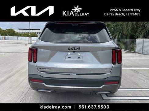 New 2026 Kia Sorento SX Prestige AWD/4WD image 4