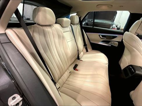 Used 2025 Mercedes-Benz E 450 4MATIC All-Terrain Wagon image 27