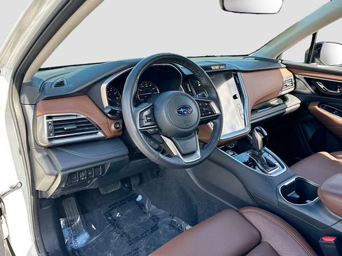 Used 2021 Subaru Outback Touring w/ Popular Package #2 image 9