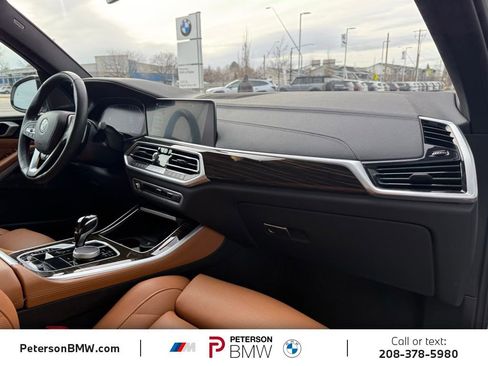Used 2023 BMW X5 xDrive40i w/ Premium Package image 22