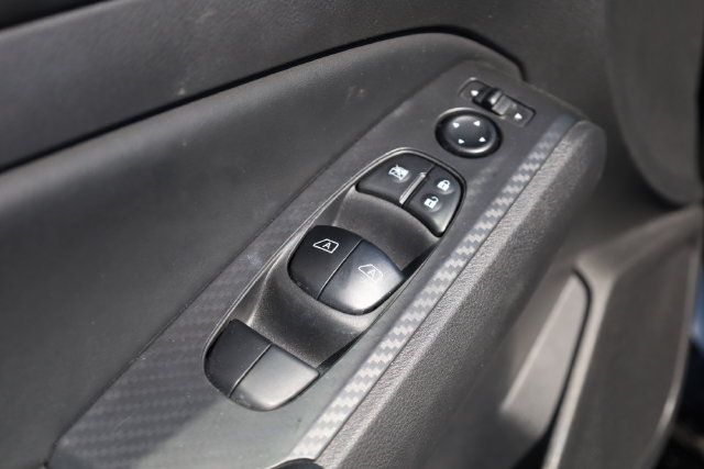 Used 2025 Nissan Altima 2.5 SV FWD image 18