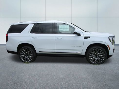 New 2026 GMC Yukon Denali Ultimate AWD/4WD image 7