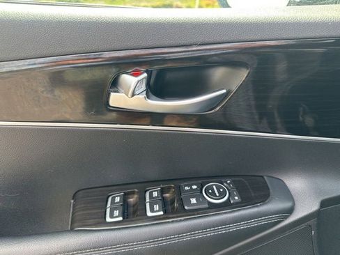 Used 2019 Kia Sorento AWD image 19
