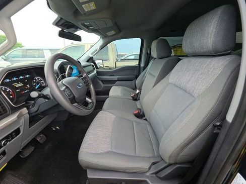 Used 2023 Ford F150 XLT AWD/4WD image 9