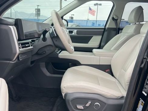 Used 2025 Hyundai Santa Fe SEL image 24