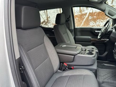 Used 2019 Chevrolet Silverado 1500 RST image 30