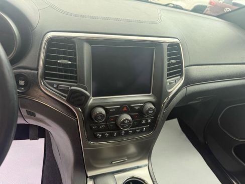 Used 2018 Jeep Grand Cherokee High Altitude AWD/4WD image 24