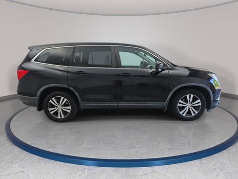 Used 2016 Honda Pilot EX-L image 4