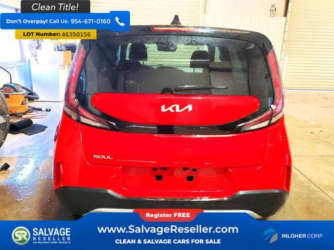 Used 2025 Kia Soul LX w/ LX Technology Package image 8