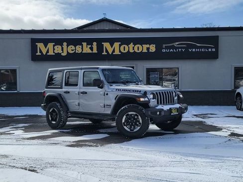 Used 2018 Jeep Wrangler Unlimited Rubicon w/ Cold Weather Group image 1