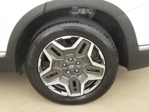 Used 2023 Hyundai Santa Fe Limited FWD image 16