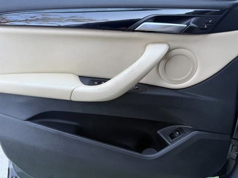 Used 2018 BMW X1 sDrive28i image 27