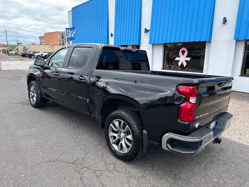 Used 2022 Chevrolet Silverado 1500 LT AWD/4WD image 13