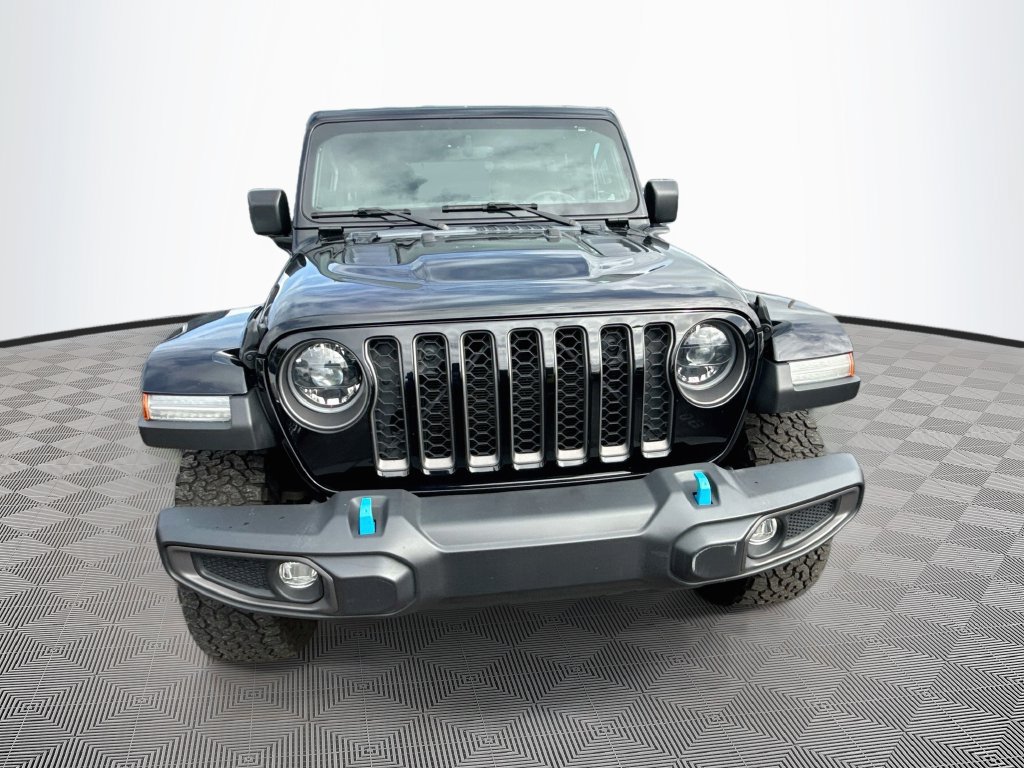 Used 2023 Jeep Wrangler Unlimited Rubicon 4xe w/ Cold Weather Group AWD/4WD image 2