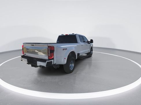 Used 2024 Ford F350 Limited w/ FX4 Off-Road Package image 8