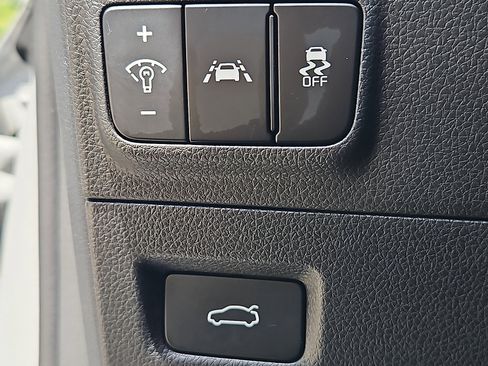 Used 2023 Kia K5 GT-Line image 27