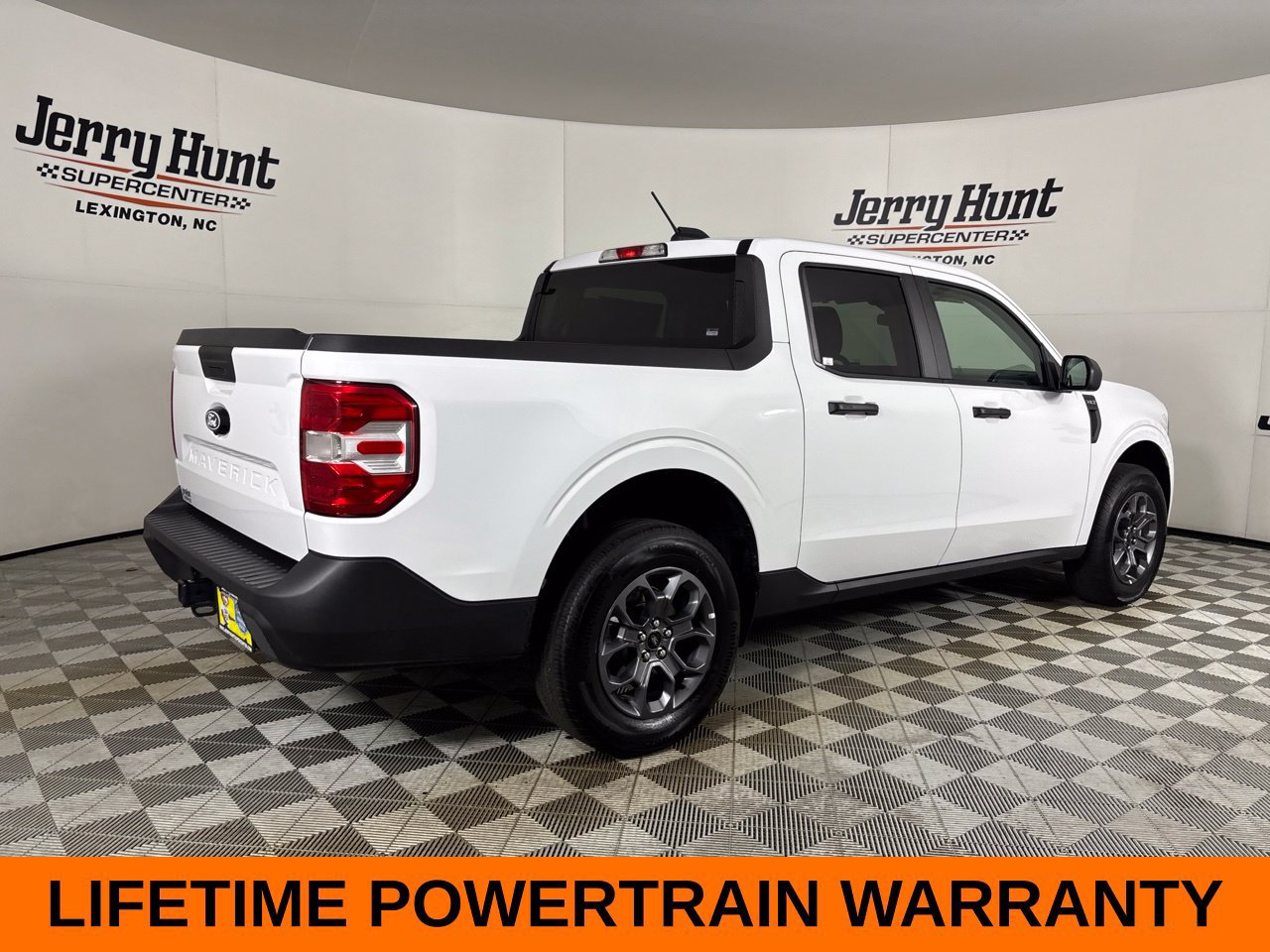 Used 2026 Ford Maverick XLT FWD image 6