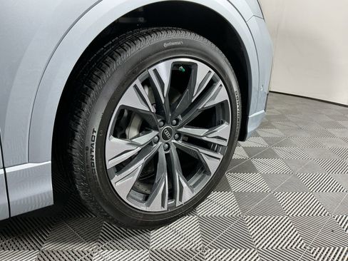 New 2026 Audi Q8 Prestige image 12