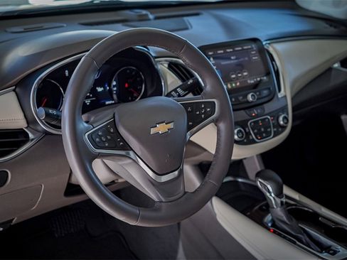 Used 2024 Chevrolet Malibu LT image 8