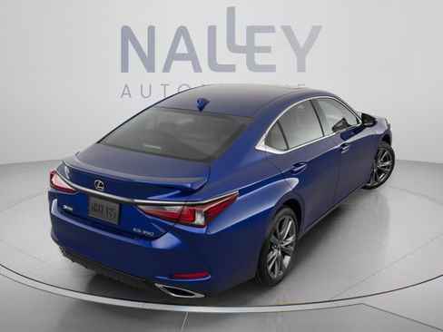Used 2019 Lexus ES 350 F Sport w/ Accessory Package 2 FWD image 4