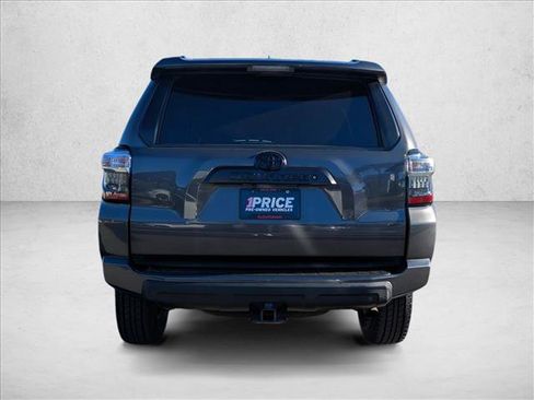 Used 2018 Toyota 4Runner TRD Off-Road Premium w/ TRD Performance Package image 6