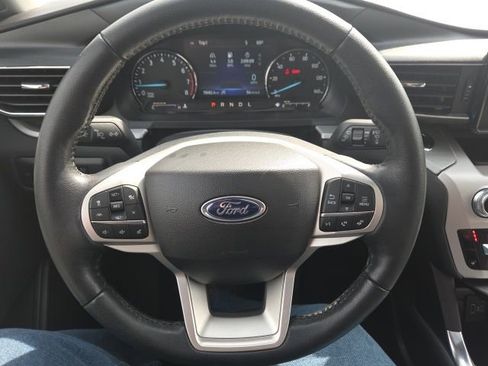 Used 2023 Ford Explorer XLT w/ Equipment Group 202A image 38