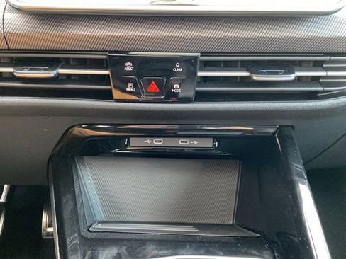 New 2026 Volkswagen GTI SE image 16