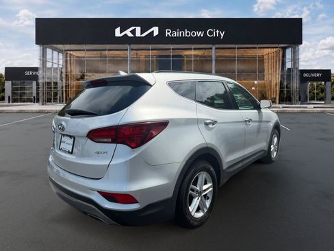Used 2017 Hyundai Santa Fe Sport w/ 2.4L Tech Package 04 FWD image 4