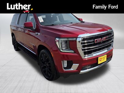 Used 2022 GMC Yukon XL SLT w/ SLT Premium Package