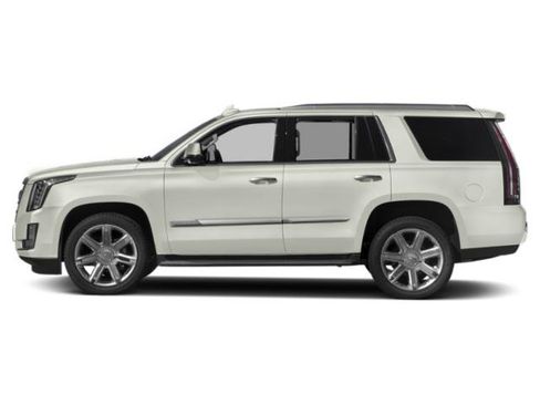 Used 2019 Cadillac Escalade Luxury image 2