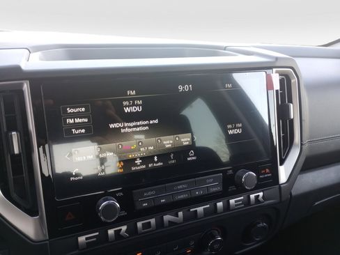 Used 2026 Nissan Frontier SV image 17