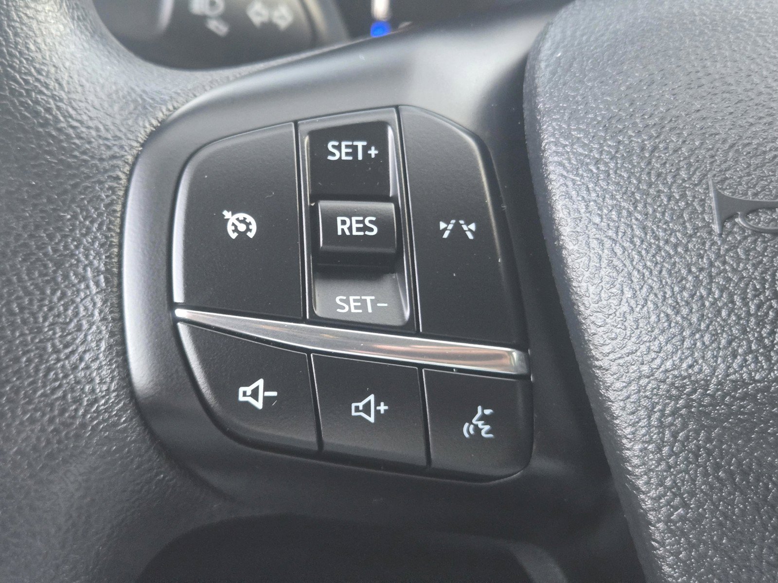 Used 2025 Ford Escape Active FWD image 16