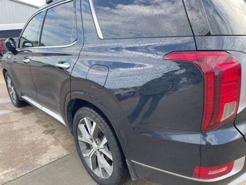 Used 2021 Hyundai Palisade Limited FWD image 6