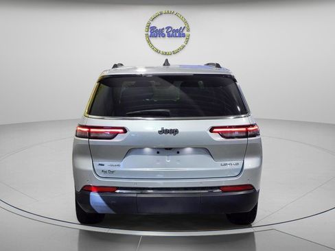 Used 2021 Jeep Grand Cherokee L Limited image 4