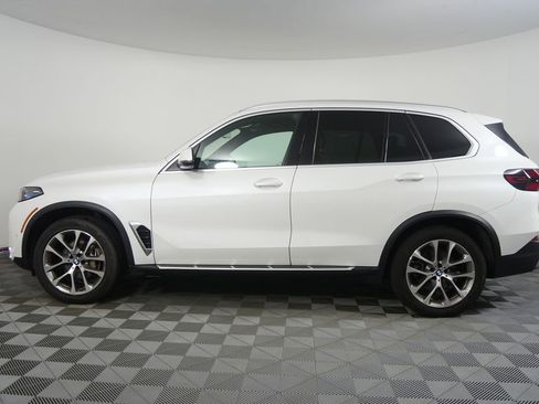 Used 2024 BMW X5 sDrive40i RWD image 6