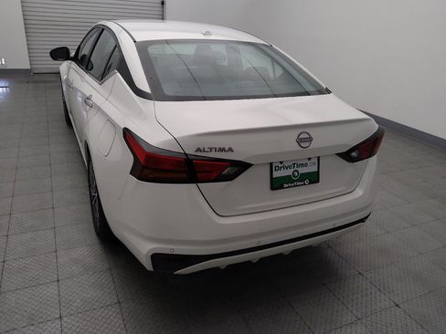 Used 2025 Nissan Altima 2.5 SV FWD image 6