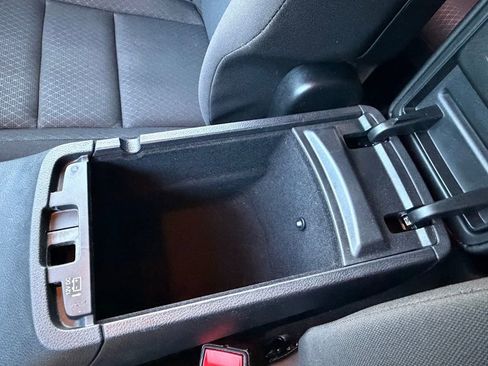 Certified 2021 Jeep Grand Cherokee Laredo image 29