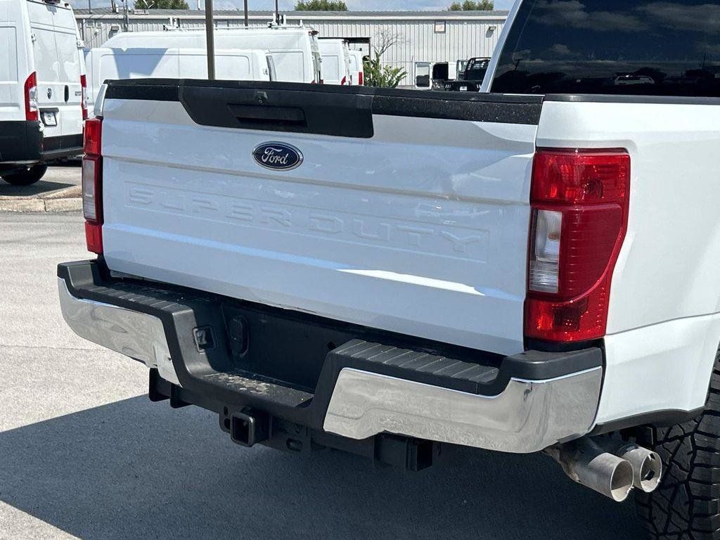 Used 2022 Ford F250 XLT w/ FX4 Off-Road Package AWD/4WD image 14