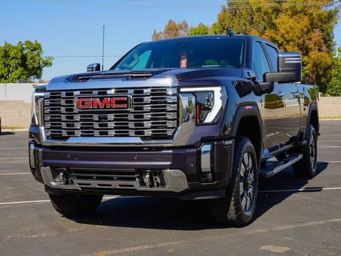New 2026 GMC Sierra 2500 Denali w/ Denali Reserve Package AWD/4WD image 2