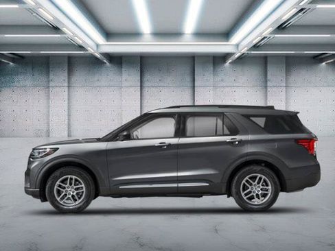 New 2026 Ford Explorer Active AWD/4WD image 15