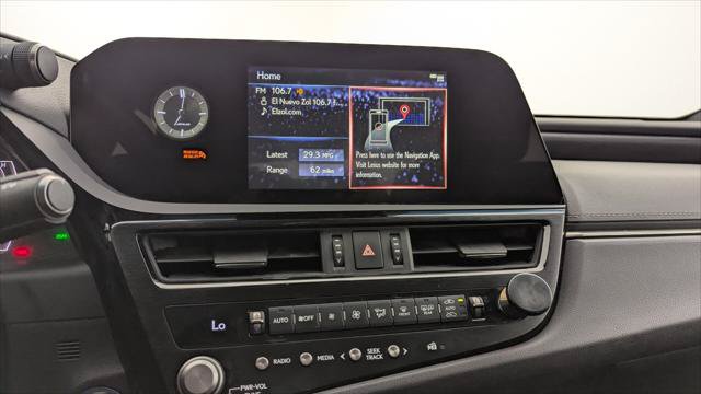 Used 2022 Lexus ES 250 w/ Premium Package AWD/4WD image 27