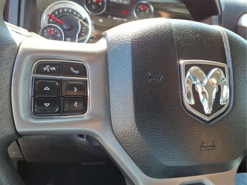 Used 2023 RAM 1500 Classic SLT w/ Electronics Group AWD/4WD image 18