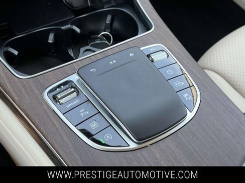 Used 2022 Mercedes-Benz GLC 300 4MATIC w/ Premium Package Lite image 27