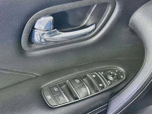 Used 2024 INFINITI QX80 Luxe AWD/4WD image 18