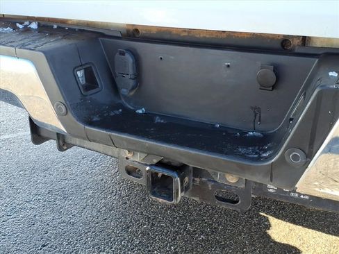 Used 2022 Ford F250 XLT w/ XLT Value Package image 5