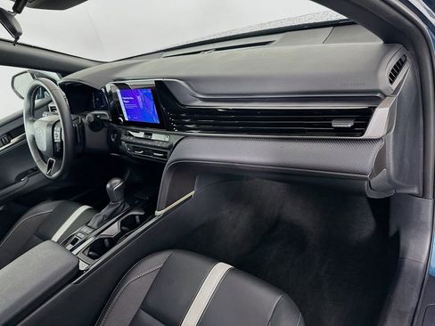 Certified 2025 Toyota Camry SE image 29