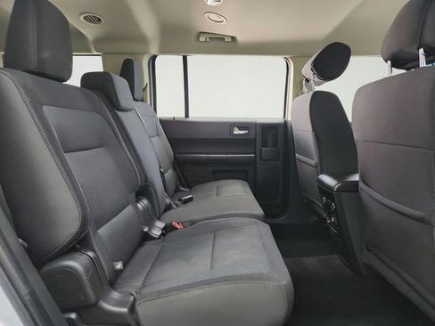 Used 2019 Ford Flex SE FWD image 24